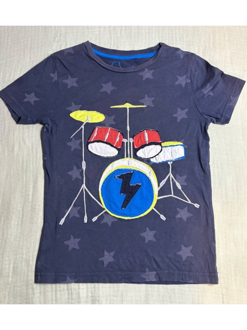 Mini Boden Kids Star Print T-Shirt With Colorful Drum Set Applique Navy Short Sl